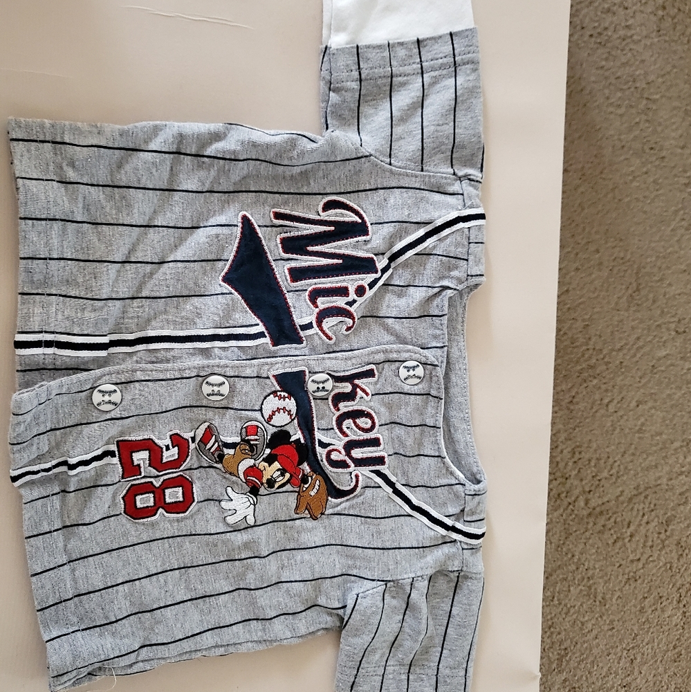 Disney mickey shirt